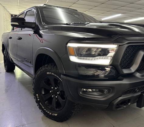 RAM 1500 5.7 V8 GASOLINA REBEL CD 4X4 AUTOMÁTICO